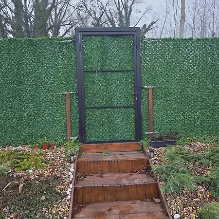 Båthotell Vikendica Kendjija, Splav Cunamiii