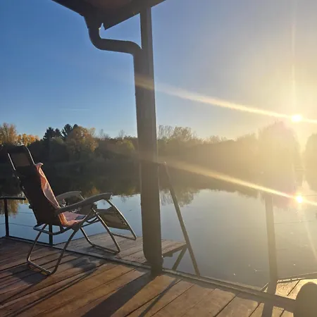 Vikendica Kendjija, Splav Cunamiii Tekne Sombor