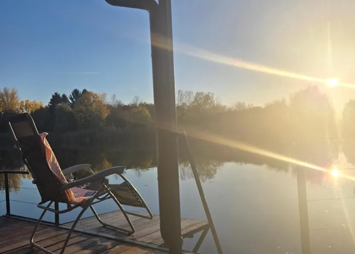 Vikendica Kendjija, Splav Cunamiii Tekne Sombor